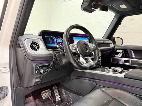 Used 2022 Mercedes-Benz G 63 AMG 4MATIC w/ AMG Performance Package image 39