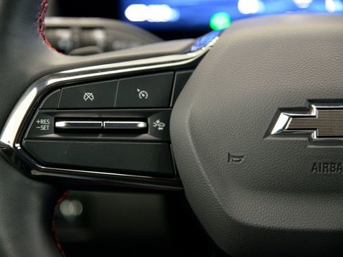 Certified 2024 Chevrolet Equinox EV RS image 22