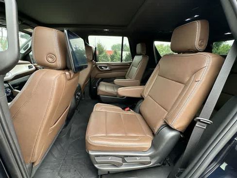 Used 2023 Chevrolet Tahoe High Country w/ Max Trailering Package AWD/4WD image 19