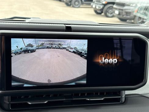 New 2025 Jeep Wrangler Sahara w/ Safety Group image 31