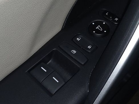 Used 2017 Honda Civic Touring image 27