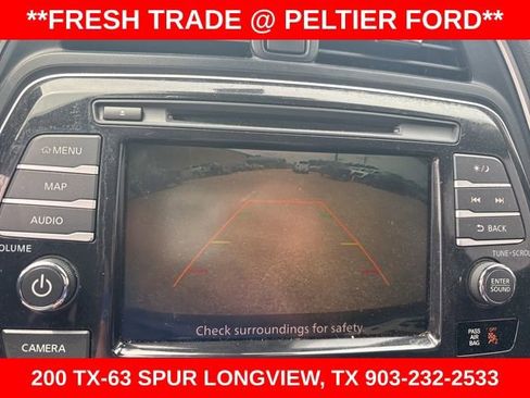 Used 2022 Nissan Maxima SV w/ Floor Mat Group FWD image 9