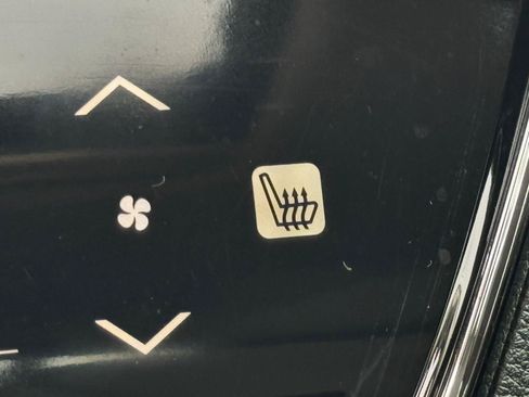Used 2018 Honda HR-V EX image 18