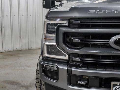 Used 2022 Ford F250 Platinum w/ FX4 Off-Road Package AWD/4WD image 49