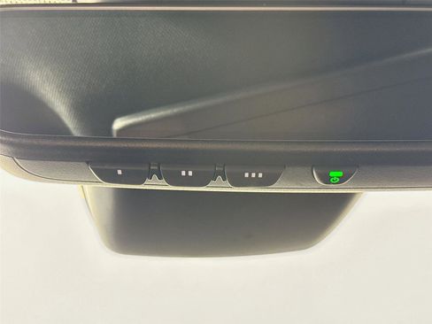 Certified 2025 Toyota Highlander XSE image 24