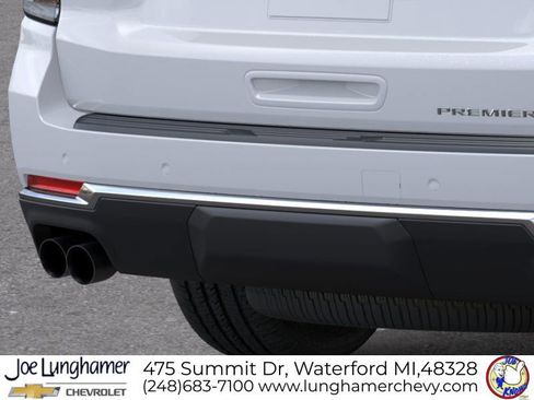 New 2026 Chevrolet Suburban Premier image 14