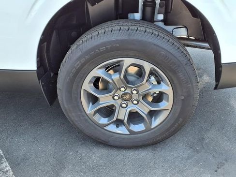 New 2026 Ford Maverick XLT w/ XLT Luxury Package FWD image 5