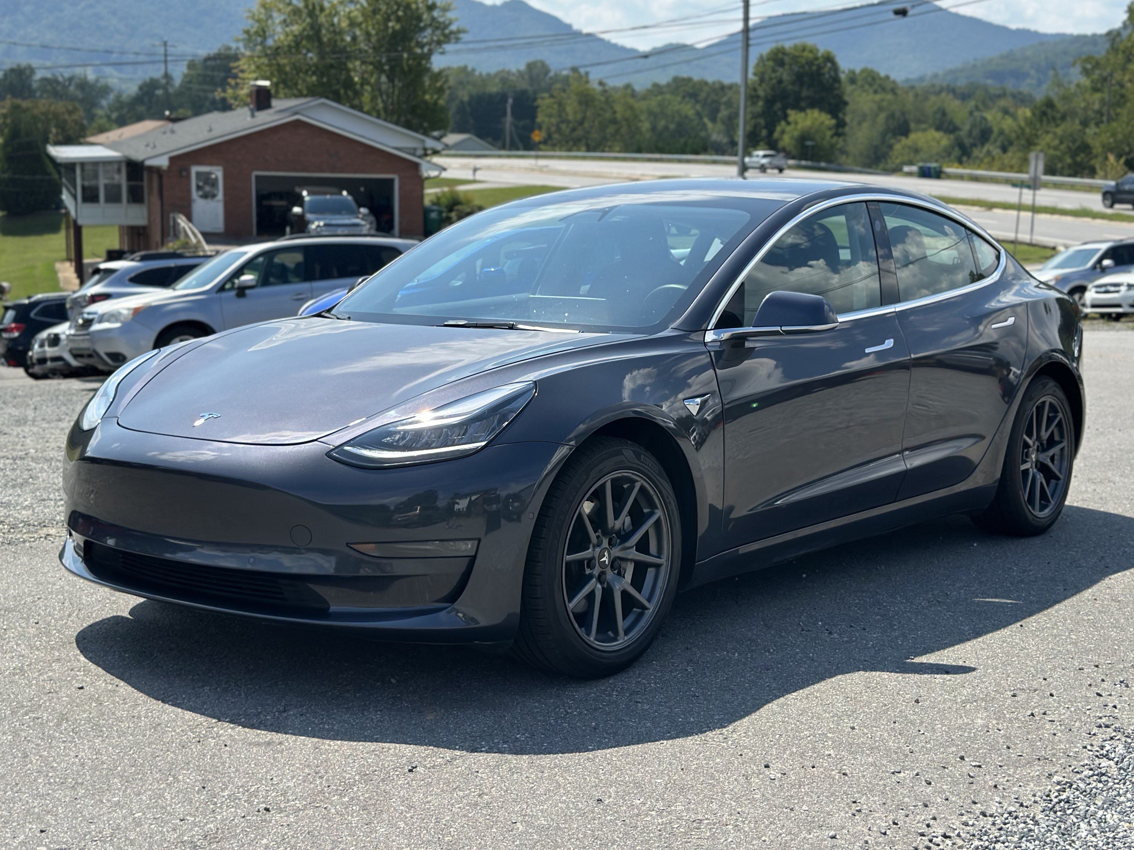 Used 2020 Tesla Model 3 Long Range AWD/4WD image 7