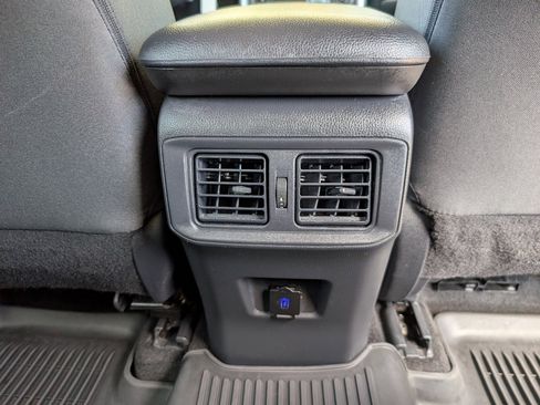 Used 2025 Toyota RAV4 LE image 7