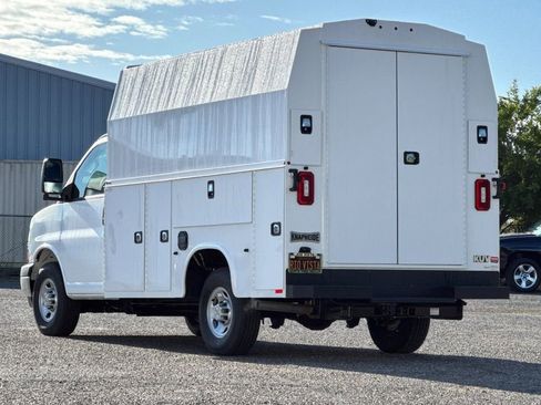 New 2026 Chevrolet Express 3500 w/ Power Convenience Package RWD image 6