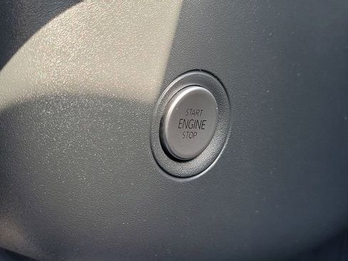 Used 2022 Volkswagen ID.4 Pro S RWD image 11
