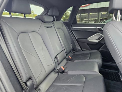 Used 2020 Audi Q3 2.0T Premium image 13