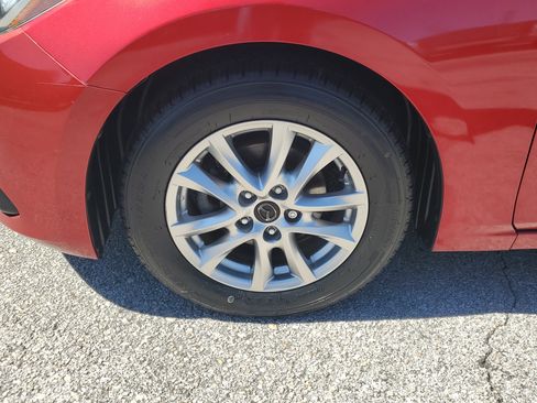 Used 2014 MAZDA MAZDA3 i Touring image 5