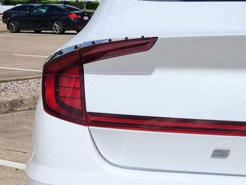 Used 2023 Hyundai Sonata Limited FWD image 15