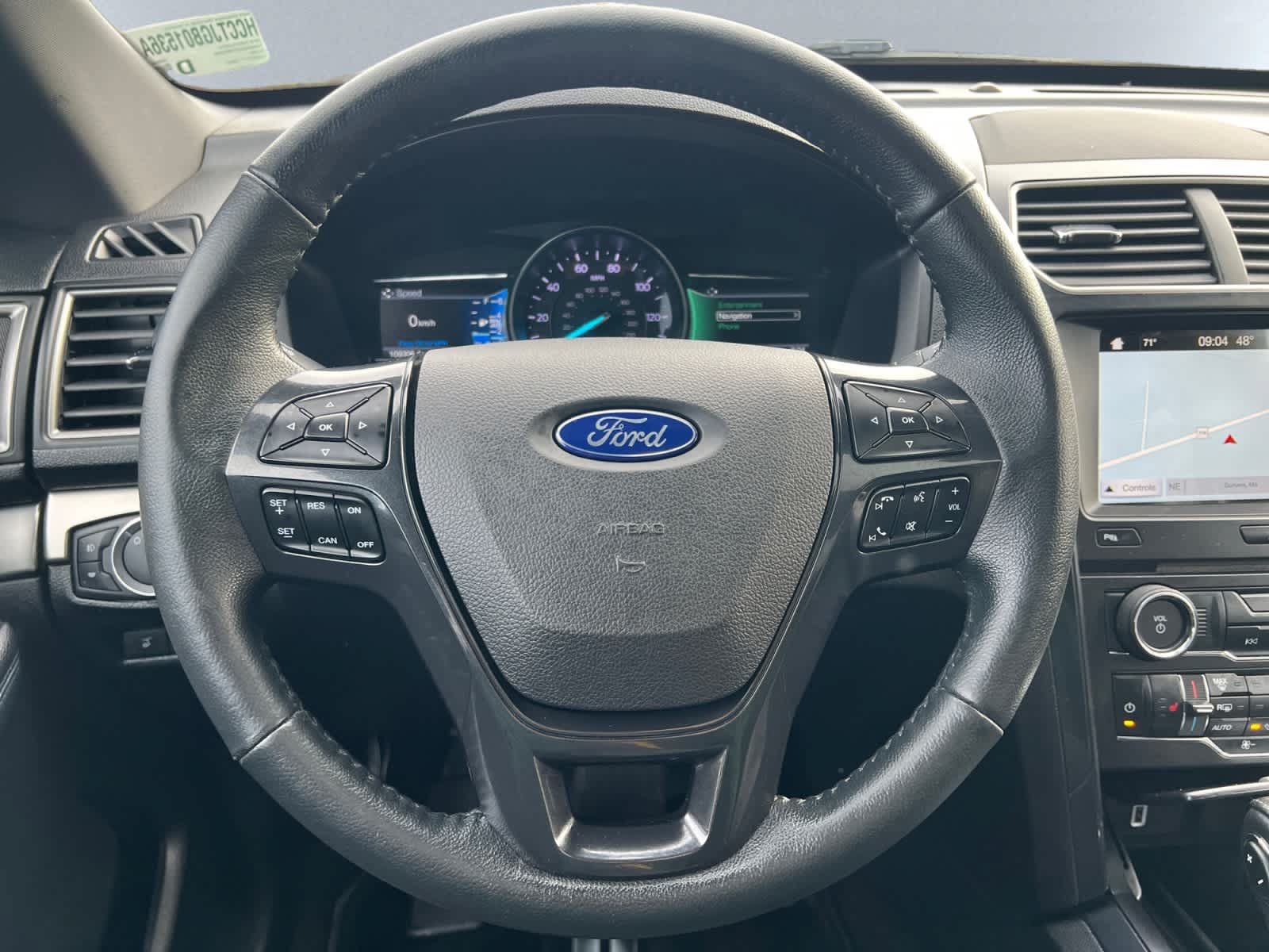 Used 2018 Ford Explorer XLT w/ Equipment Group 202A AWD/4WD image 15