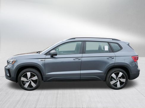 Certified 2024 Volkswagen Taos S AWD/4WD image 4