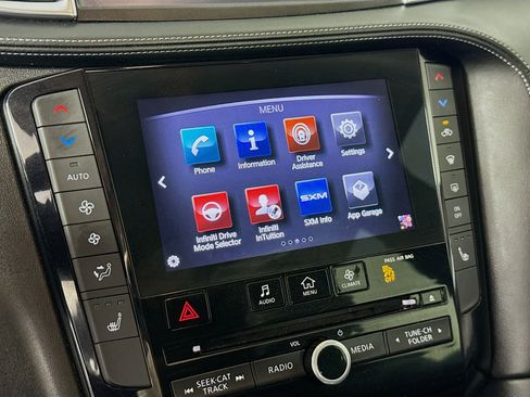 Used 2019 INFINITI QX50 Luxe image 17