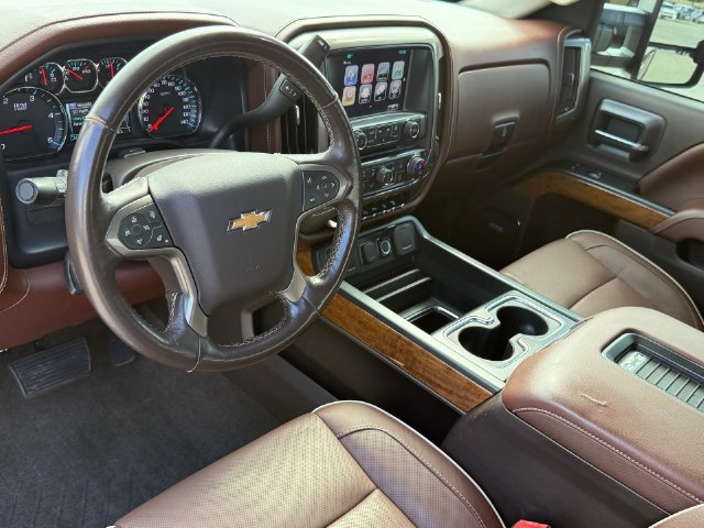 Used 2018 Chevrolet Silverado 2500 High Country w/ Duramax Plus Package AWD/4WD image 10
