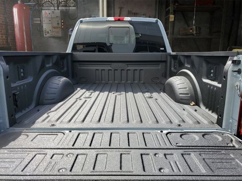 New 2026 Ford F250 Platinum image 35