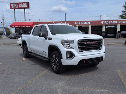 Used 2020 GMC Sierra 1500 AT4 w/ AT4 Premium Package AWD/4WD image 2