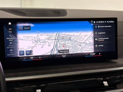 Used 2023 BMW X7 xDrive40i w/ M Sport Package AWD/4WD image 26