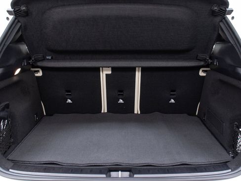 New 2025 Mercedes-Benz GLA 250 4MATIC image 10