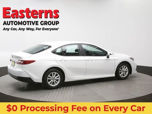Used 2025 Toyota Camry LE FWD image 43