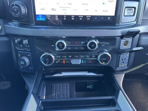 Certified 2025 Ford F250 Platinum image 43