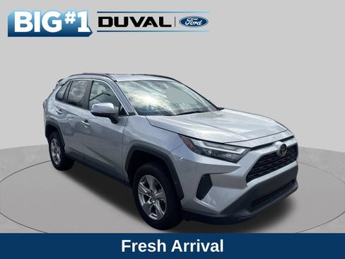Used 2024 Toyota RAV4 XLE AWD/4WD image 1