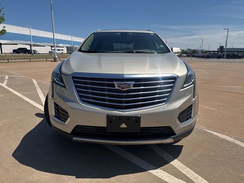 Used 2017 Cadillac XT5 Platinum image 5