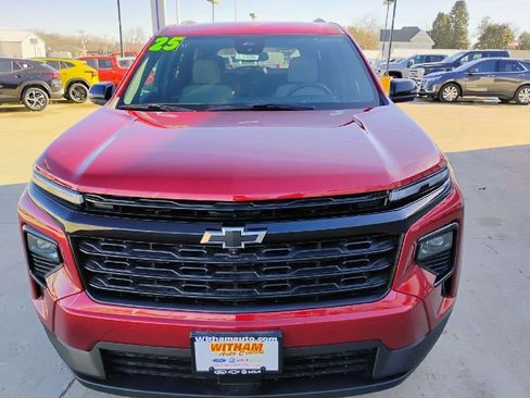 New 2025 Chevrolet Traverse LT w/ Midnight/Sport Edition image 3