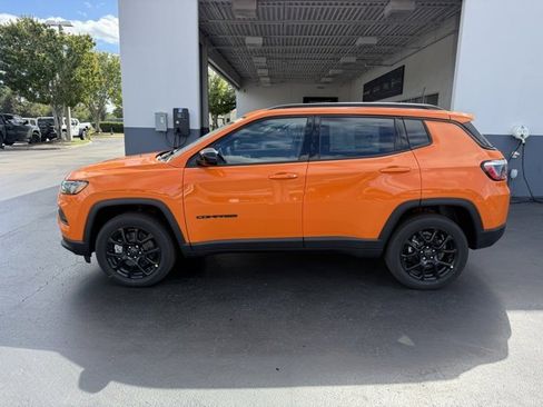 New 2026 Jeep Compass Latitude image 5