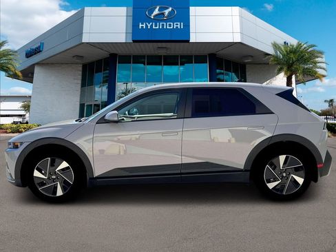 New 2026 Hyundai Ioniq 5 SEL image 3