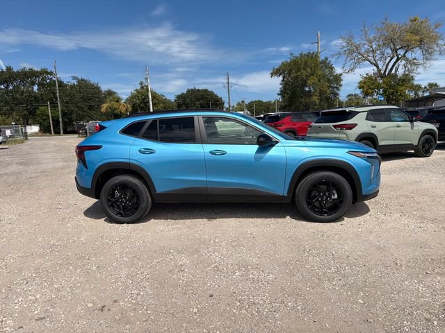New 2026 Chevrolet Trax LT w/ Midnight Edition FWD image 14