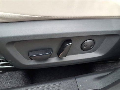 New 2026 Nissan Rogue SV image 25