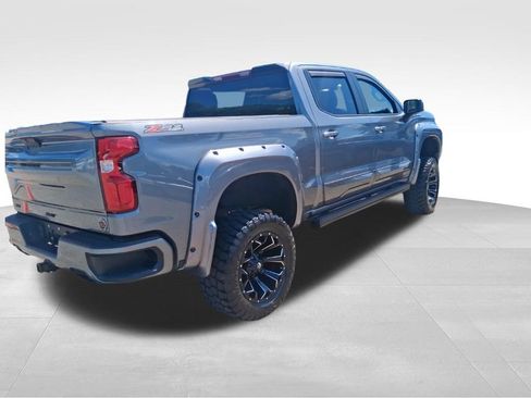 Used 2022 Chevrolet Silverado 1500 RST AWD/4WD image 5