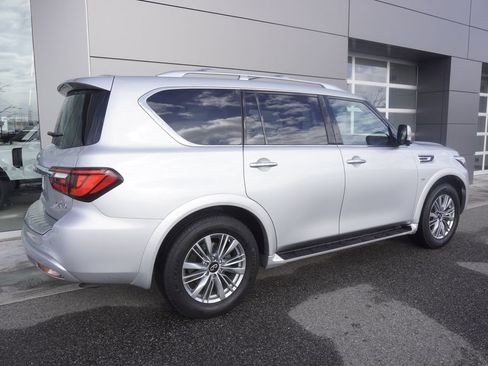 Used 2018 INFINITI QX80 4WD w/ Driver Assistance Package image 4