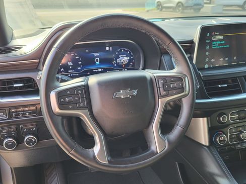 Used 2023 Chevrolet Tahoe Z71 w/ Luxury Package AWD/4WD image 22