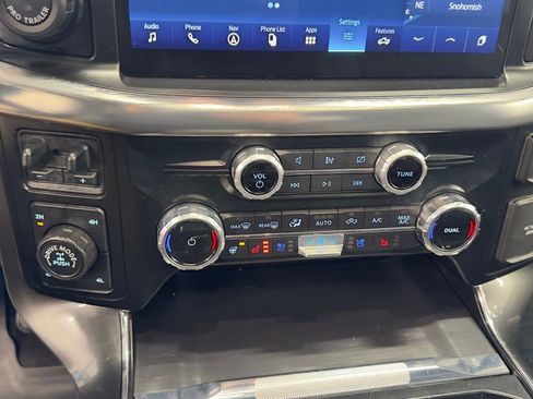 Used 2023 Ford F150 Lariat w/ Equipment Group 502A High image 16