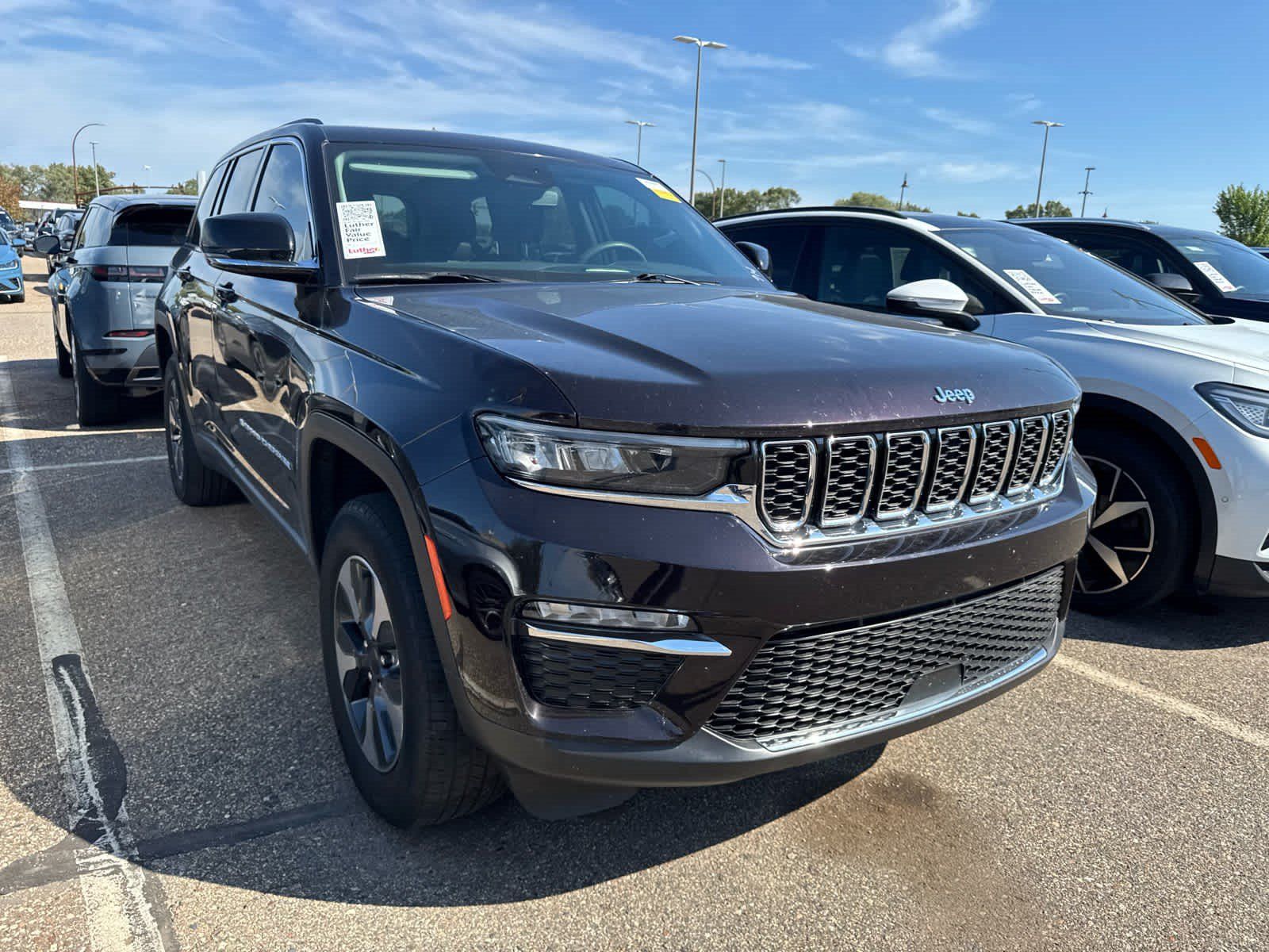 Used 2022 Jeep Grand Cherokee Limited 4xe AWD/4WD image 2