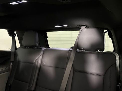 Used 2025 GMC Yukon Denali w/ Denali Reserve Package AWD/4WD image 28