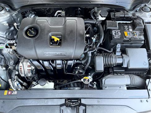 Used 2023 Kia Forte GT-Line w/ GT-Line Technology Package FWD image 8