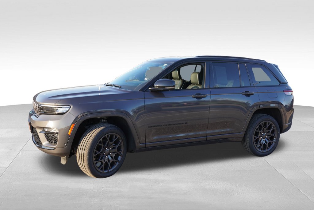 Certified 2025 Jeep Grand Cherokee Summit w/ Obsidian Package AWD/4WD image 11