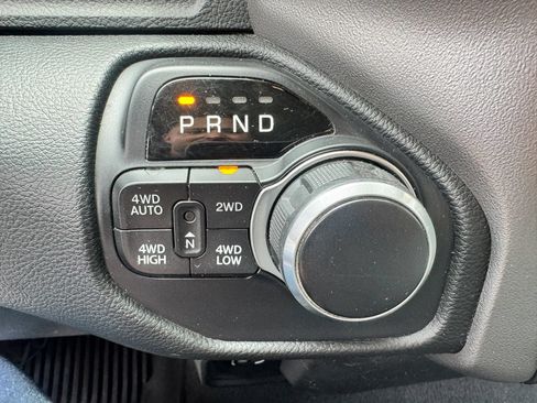 Used 2019 RAM 1500 Big Horn AWD/4WD image 28