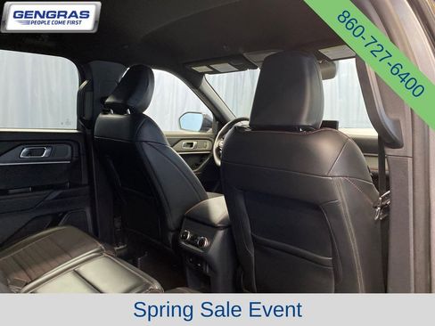 Used 2025 Ford Explorer ST-Line w/ ST-Line Street Pack AWD/4WD image 41