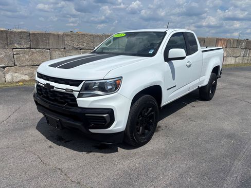 Used 2022 Chevrolet Colorado LT w/ Fleet Safety Package RWD image 3
