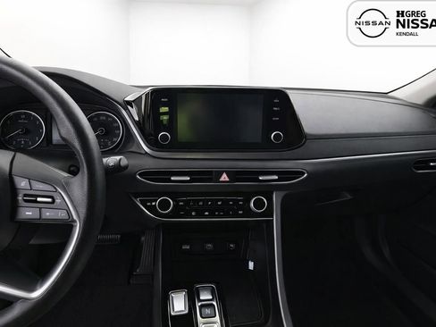 Used 2023 Hyundai Sonata SE FWD image 10