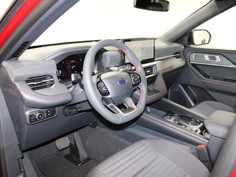 New 2026 Ford Explorer ST-Line image 25