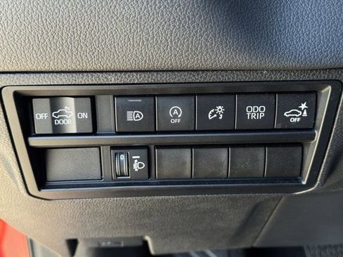 Used 2022 Toyota Tundra Limited image 27