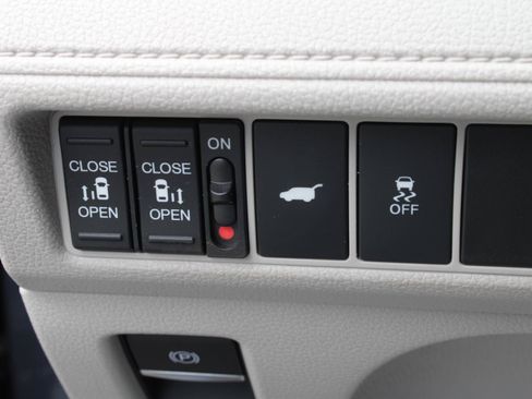 Certified 2026 Honda Odyssey EX-L image 12